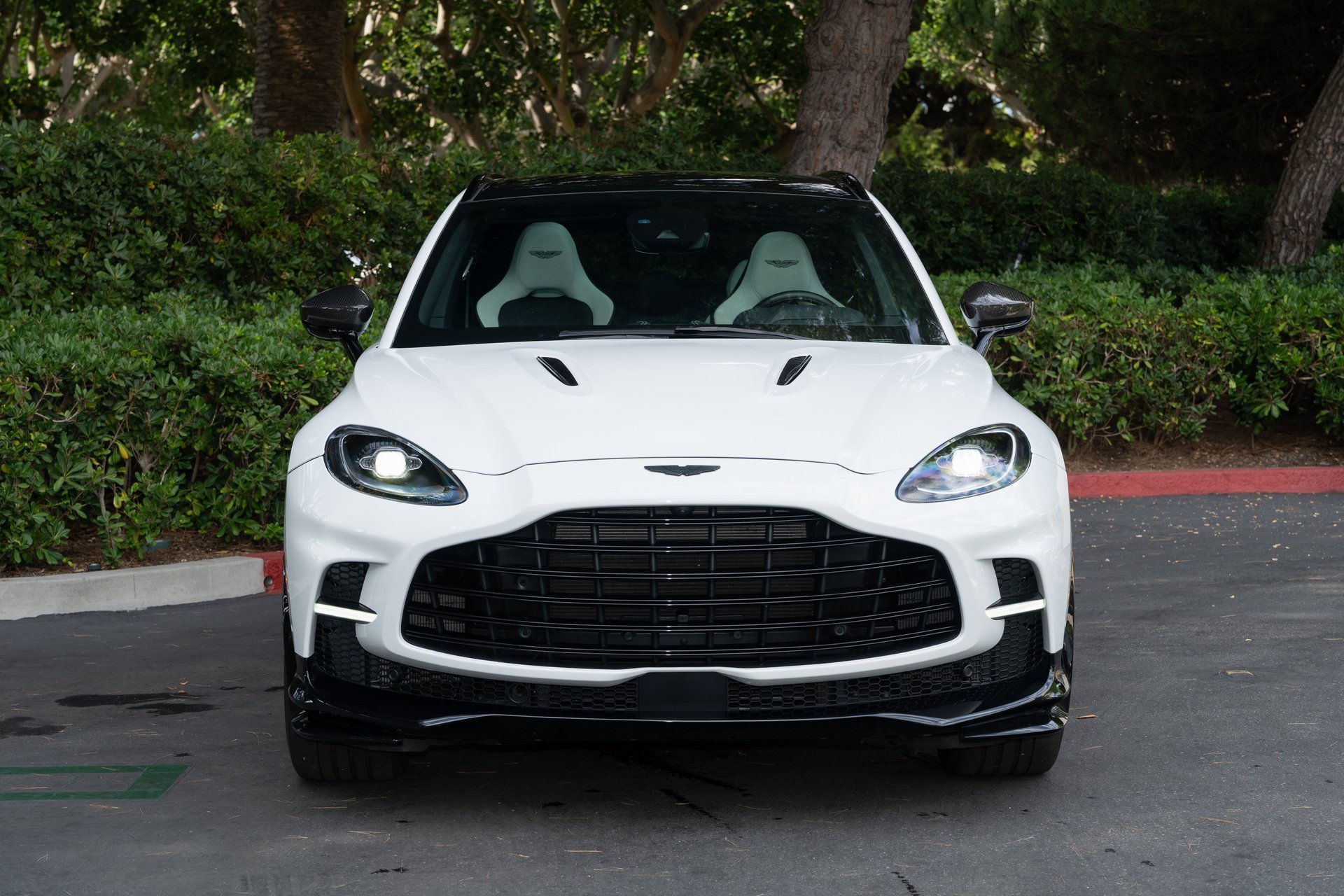 Used 2023 Aston Martin DBX 707 image 5