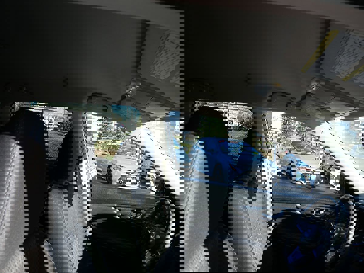 Used 2019 Nissan Rogue SV image 30