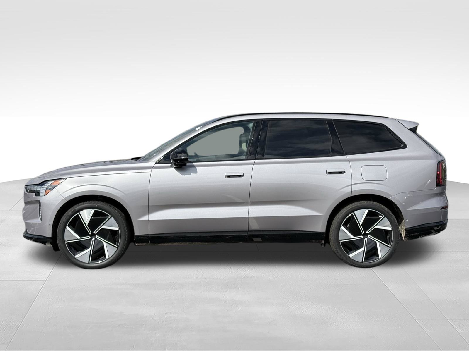 New 2026 Volvo EX90 Ultra AWD/4WD image 2