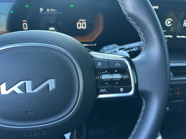 Used 2025 Kia Sorento EX w/ EX Panoramic Sunroof Package image 26
