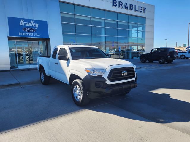 Used 2023 Toyota Tacoma SR image 3