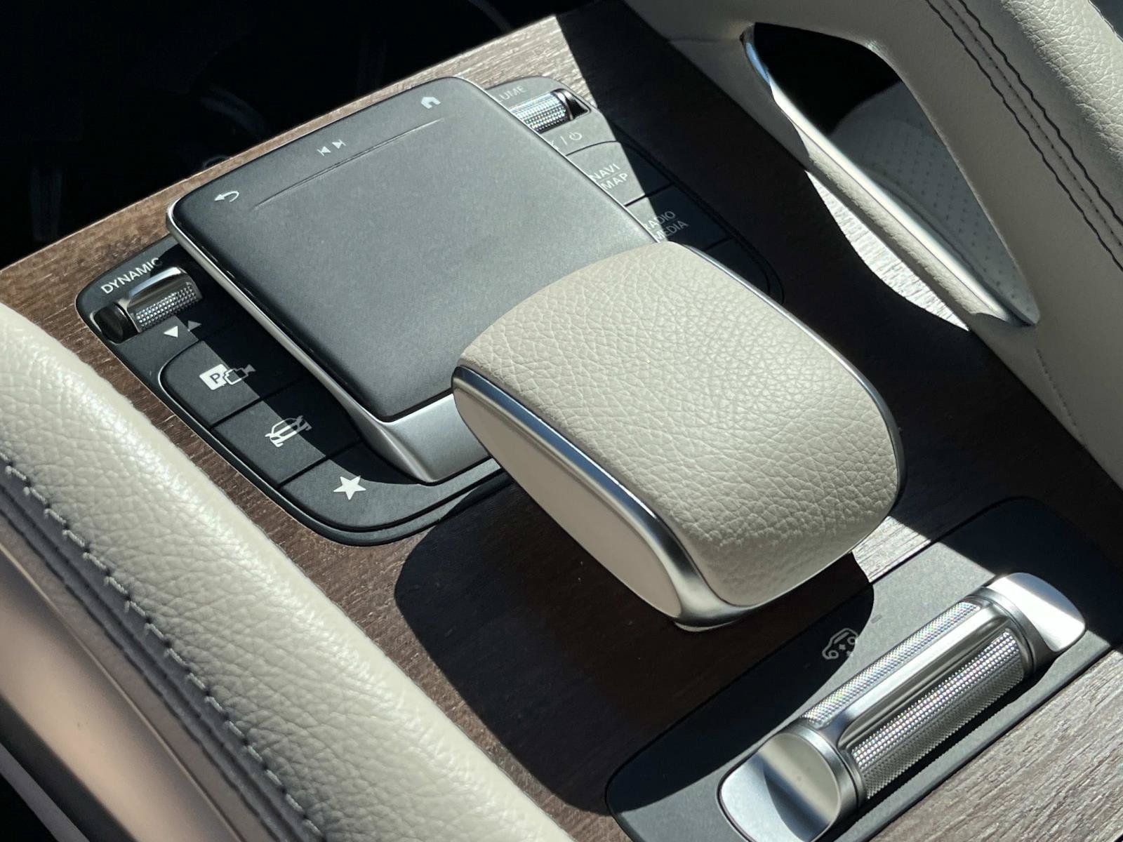 Certified 2022 Mercedes-Benz GLS 450 4MATIC image 41