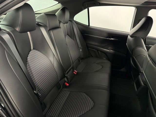 Used 2024 Toyota Camry SE w/ Convenience Package FWD image 18