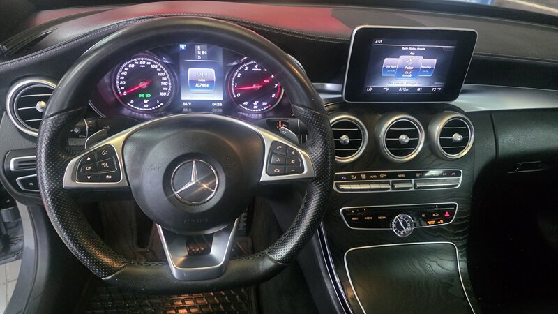 Used 2017 Mercedes-Benz C 300 4MATIC Sedan image 11