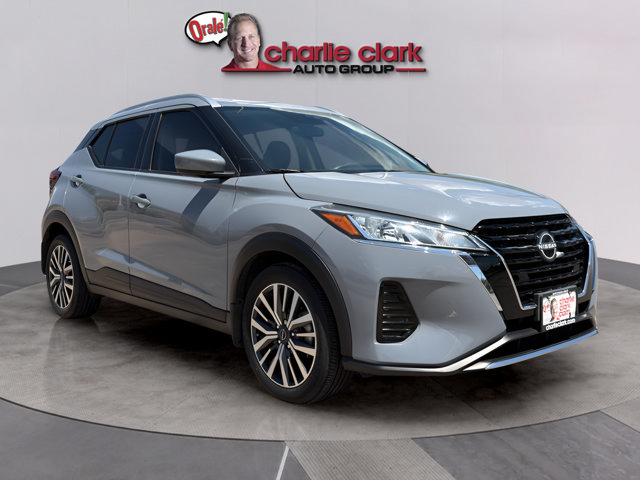 Certified 2024 Nissan Kicks SV FWD image 7