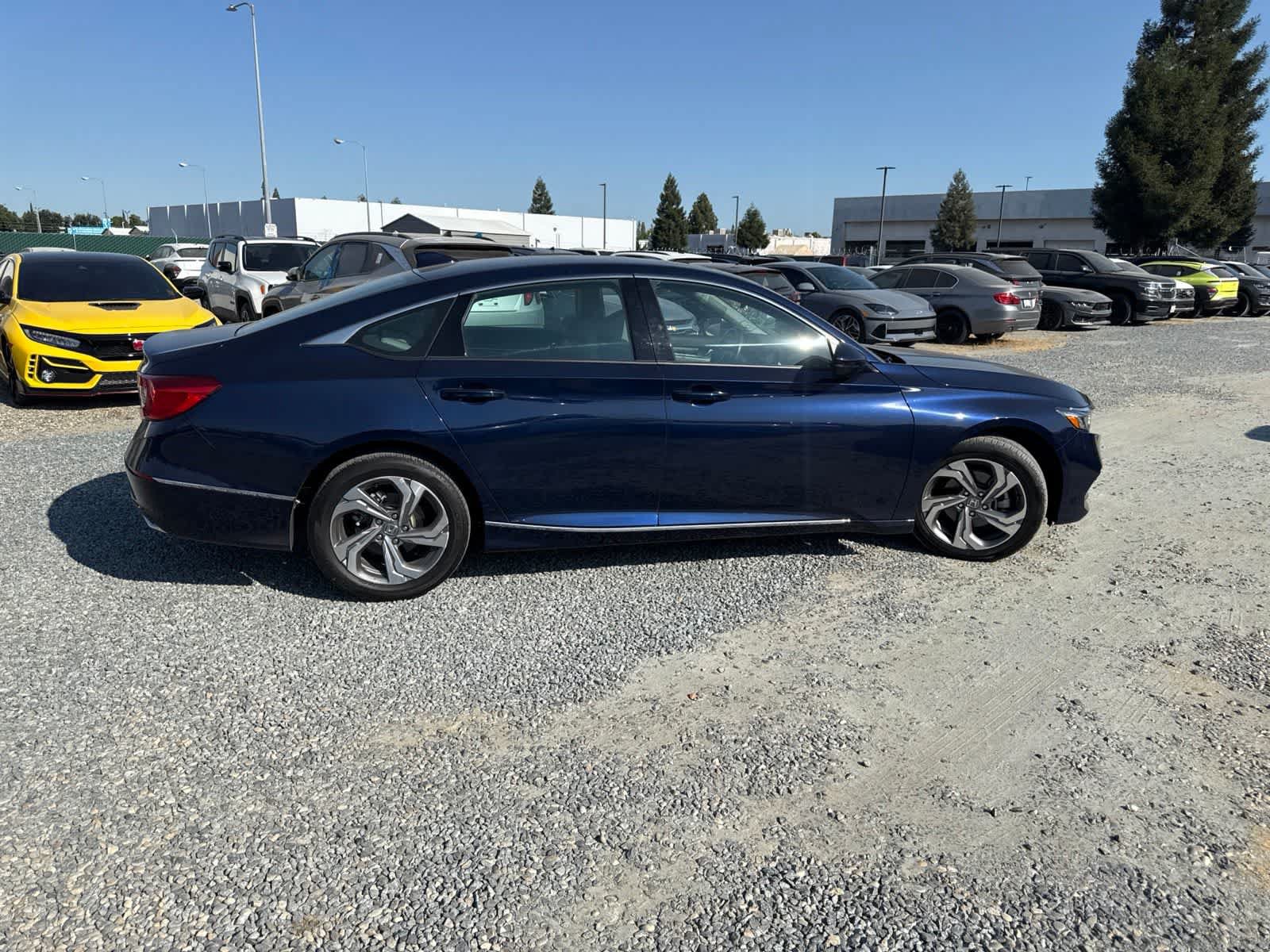Used 2020 Honda Accord EX-L image 3