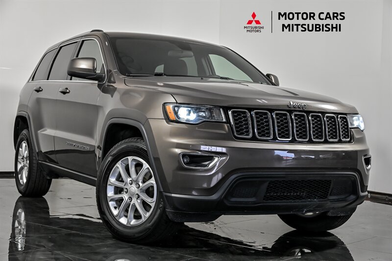 Used 2021 Jeep Grand Cherokee Laredo