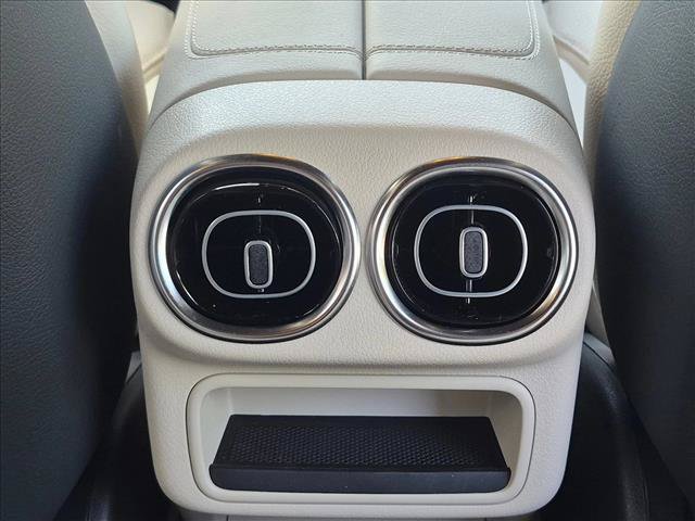 Used 2026 Mercedes-Benz GLC 350e 4MATIC image 17