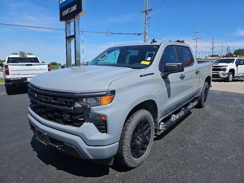 Used 2024 Chevrolet Silverado 1500 Custom w/ Turbomax Blackout Package AWD/4WD image 3