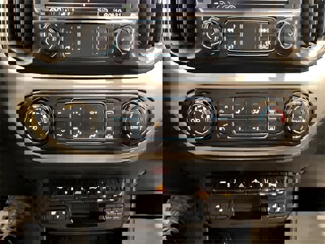 Used 2021 Chevrolet Colorado LT w/ Safety Package image 19