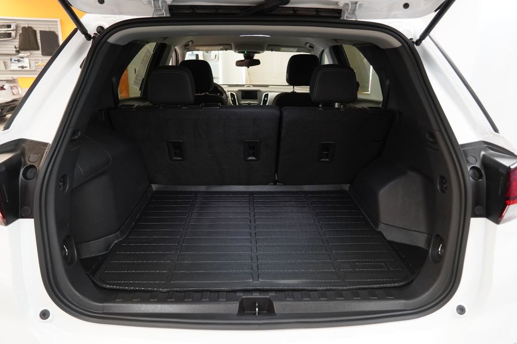 Used 2023 Chevrolet Equinox LS w/ LS Convenience Package image 22