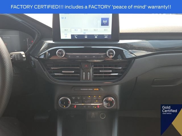 Certified 2025 Ford Escape ST-Line Select AWD/4WD image 32