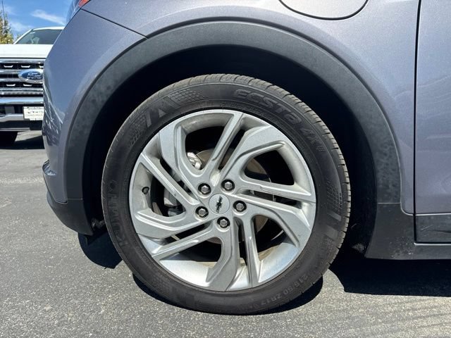 Used 2023 Chevrolet Bolt LT w/ Driver Confidence Package FWD image 6