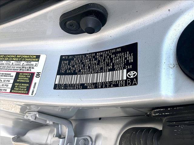 Used 2014 Toyota Corolla S FWD image 30