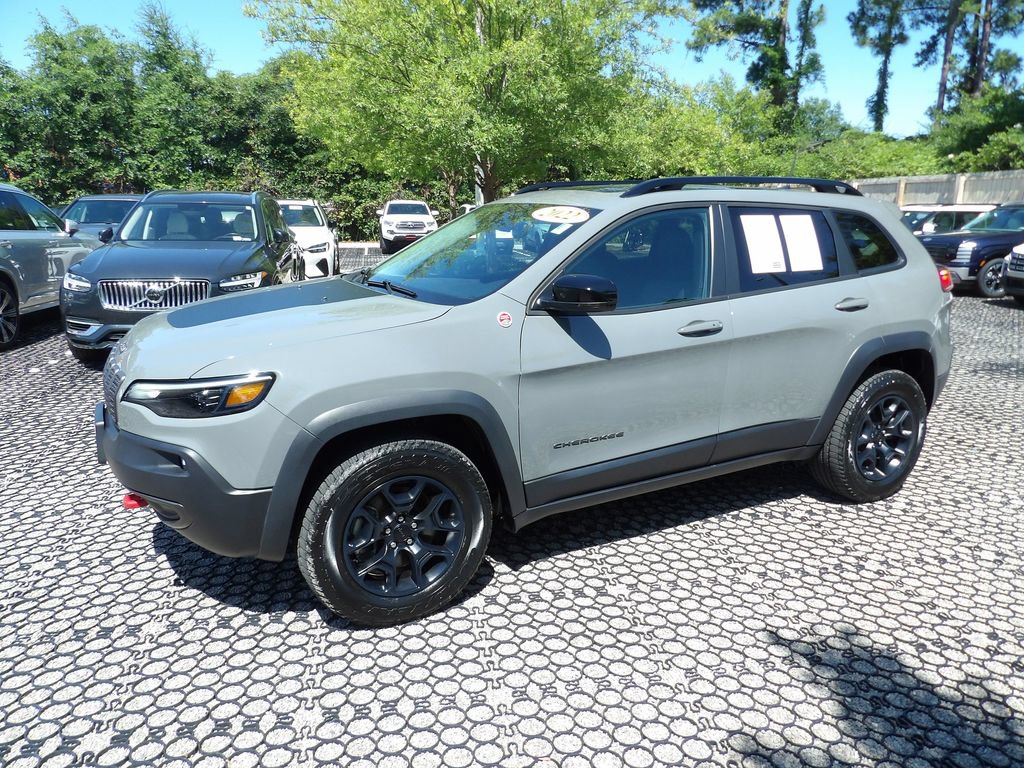 Used 2022 Jeep Cherokee Trailhawk w/ Sun, Sound & Nav Group AWD/4WD image 3