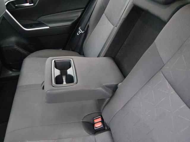 Used 2024 Toyota RAV4 XLE FWD image 14