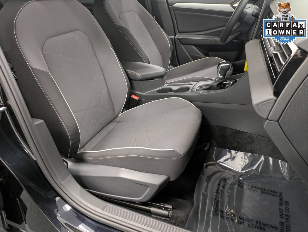 Used 2026 Volkswagen Jetta Sport FWD image 29