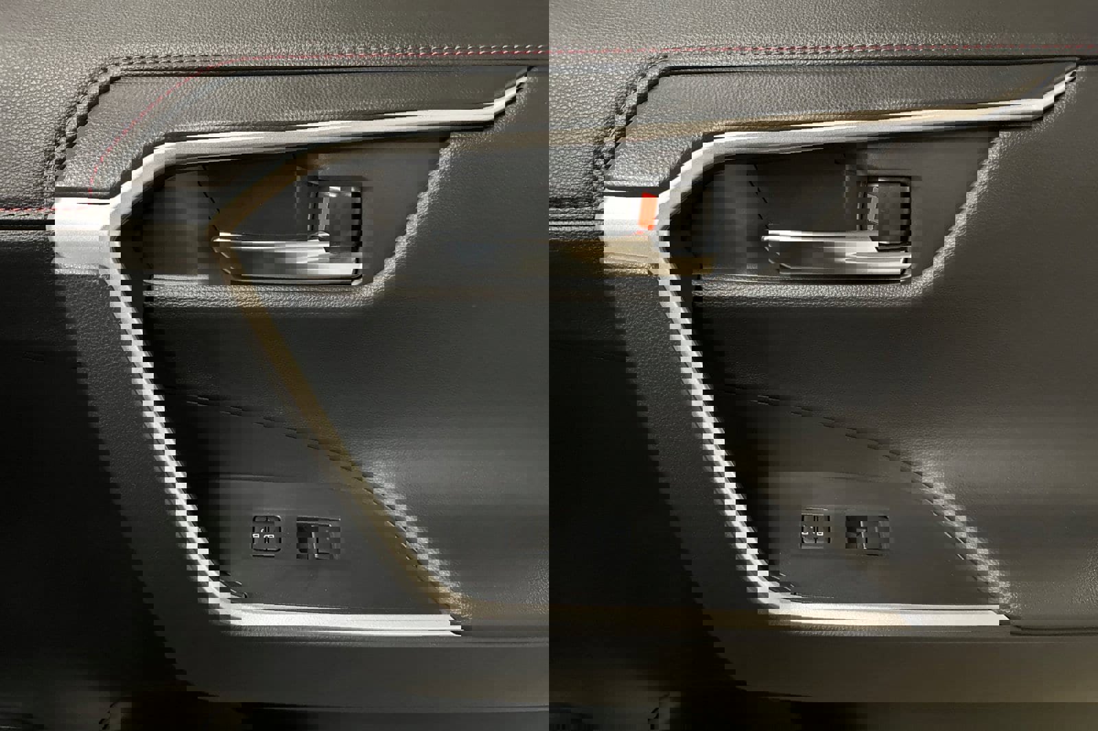 New 2025 Toyota RAV4 XSE image 20