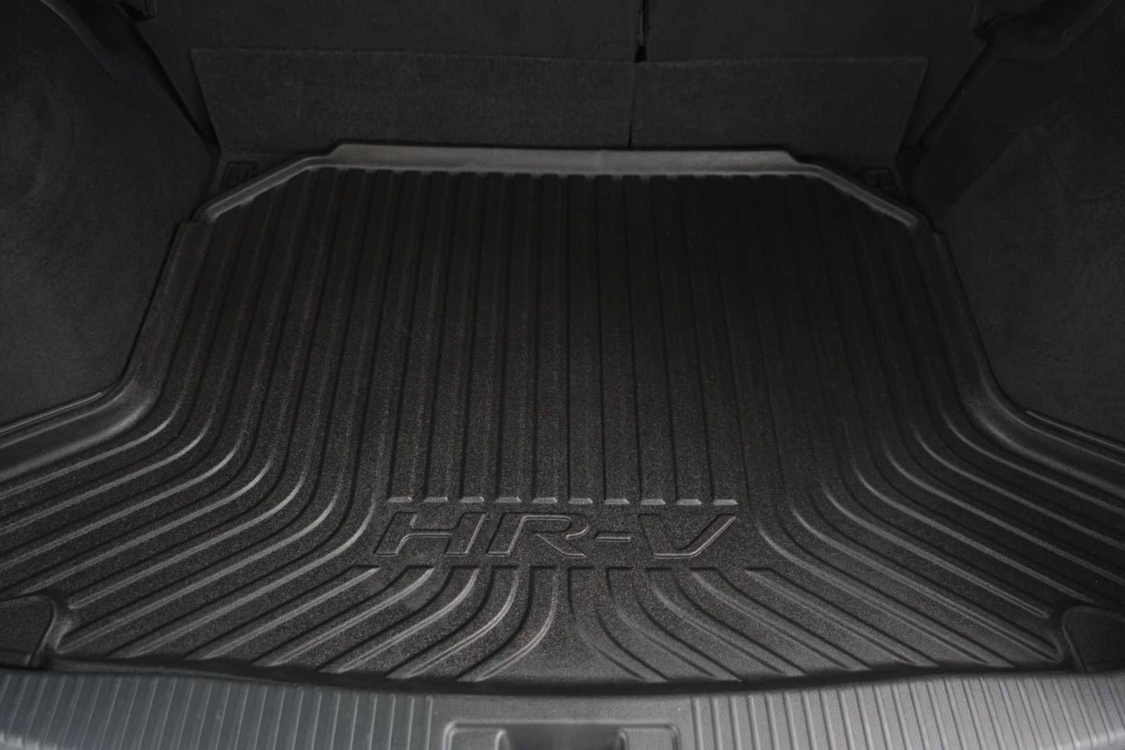 Used 2020 Honda HR-V LX image 27