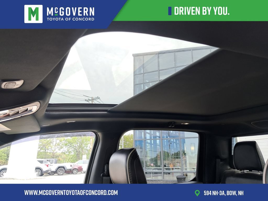 Used 2023 RAM 1500 Laramie AWD/4WD image 11