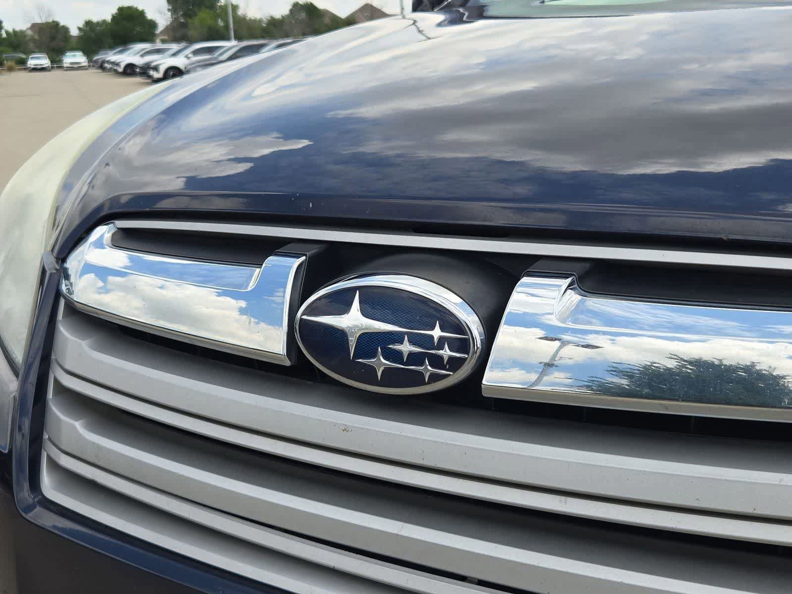 Used 2014 Subaru Outback 2.5i Limited w/ Moonroof Package AWD/4WD image 11
