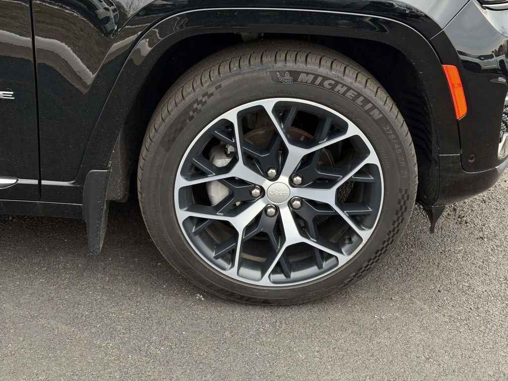 Used 2023 Jeep Grand Cherokee Summit image 25