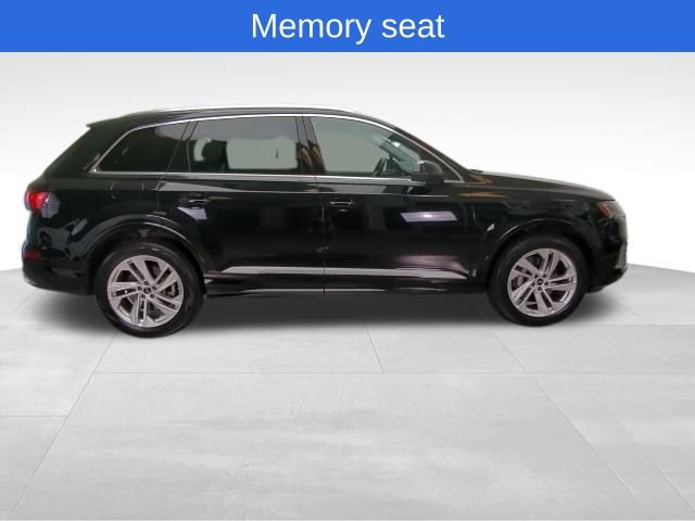 Used 2023 Audi Q7 3.0T Premium Plus w/ Premium Plus Package AWD/4WD image 9