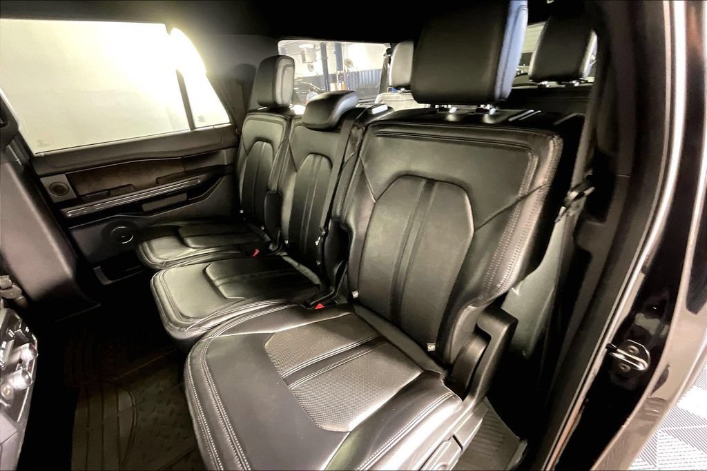 Used 2021 Ford Expedition Max Limited AWD/4WD image 30
