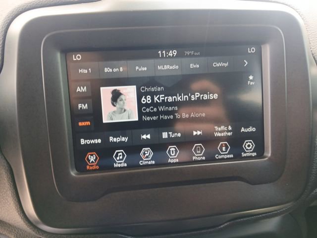 Used 2018 Jeep Renegade Altitude image 22