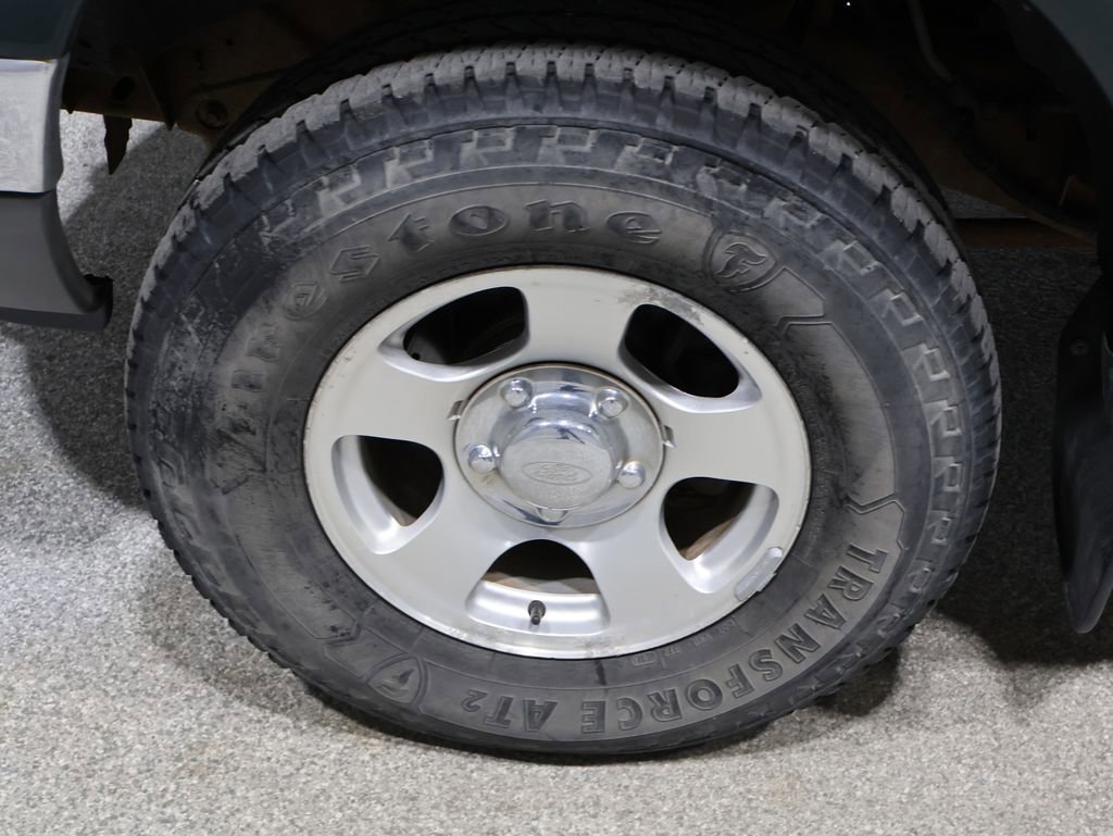 Used 2003 Ford F150 XLT image 13