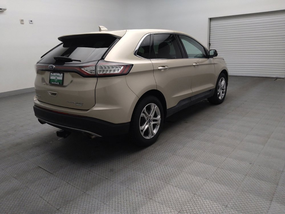 Used 2018 Ford Edge Titanium FWD image 9