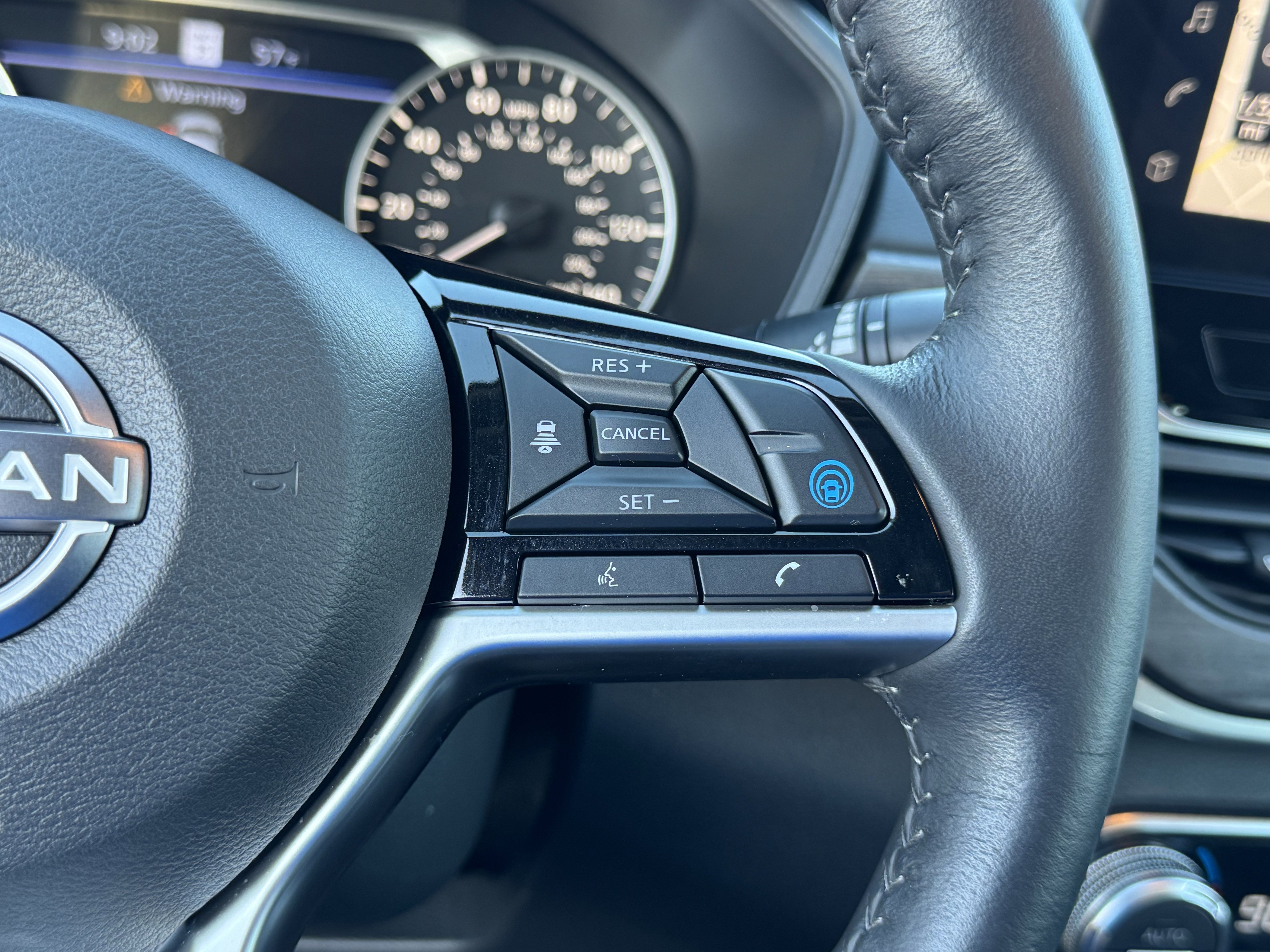 Used 2025 Nissan Altima 2.5 SL image 31