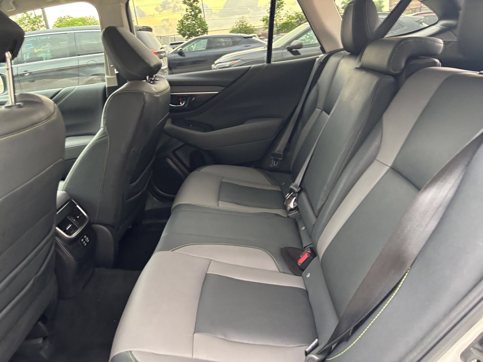 Used 2024 Subaru Outback Onyx Edition AWD/4WD image 25