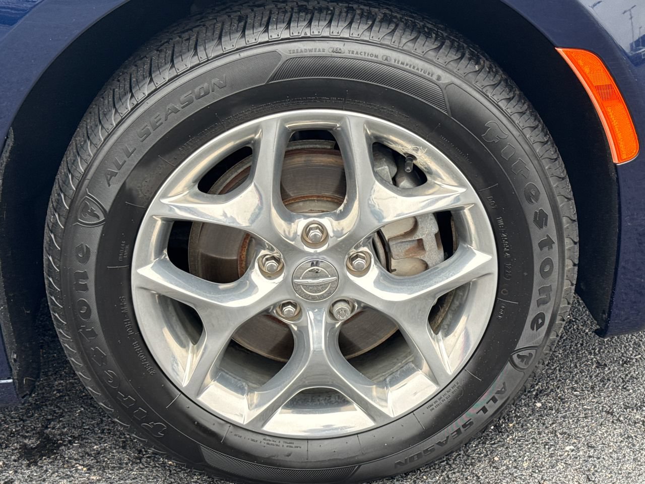 Used 2018 Chrysler Pacifica Limited FWD image 9
