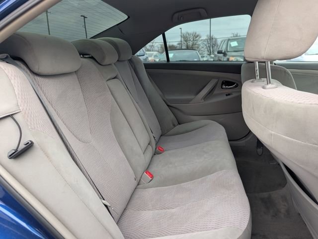 Used 2010 Toyota Camry image 18