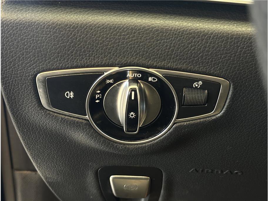 Used 2019 Mercedes-Benz E 450 Cabriolet image 27