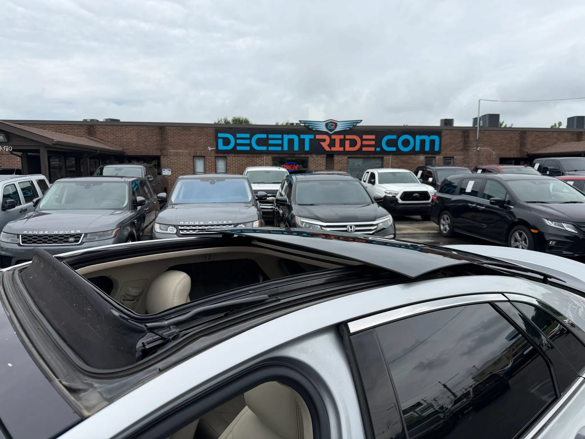 Used 2016 Lincoln MKZ w/ Equipment Group 200A Select FWD image 33