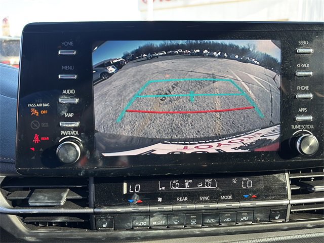 Used 2024 Toyota Sienna XLE Woodland Edition image 24