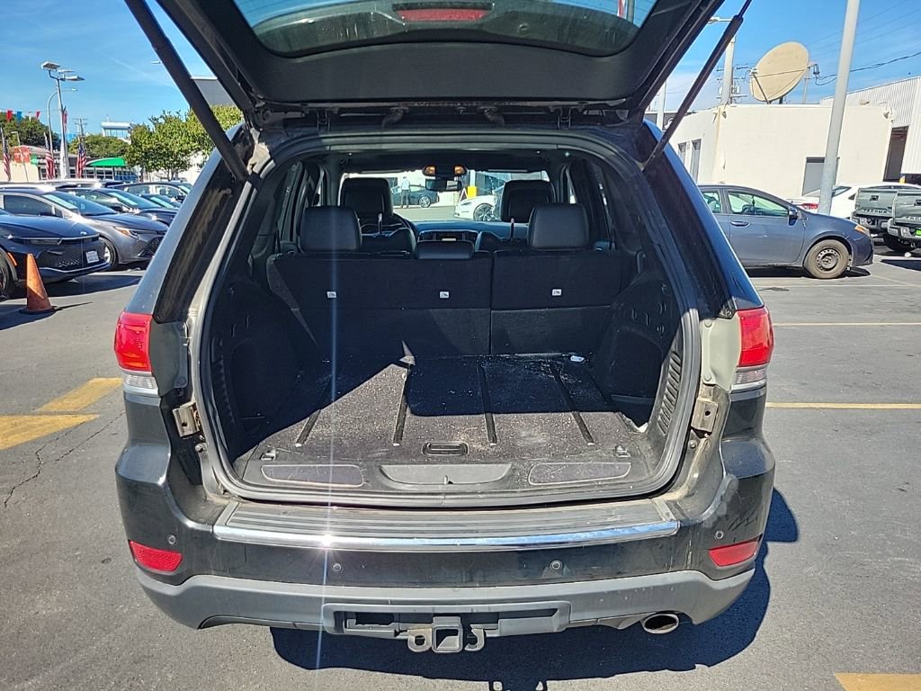 Used 2017 Jeep Grand Cherokee Limited image 11
