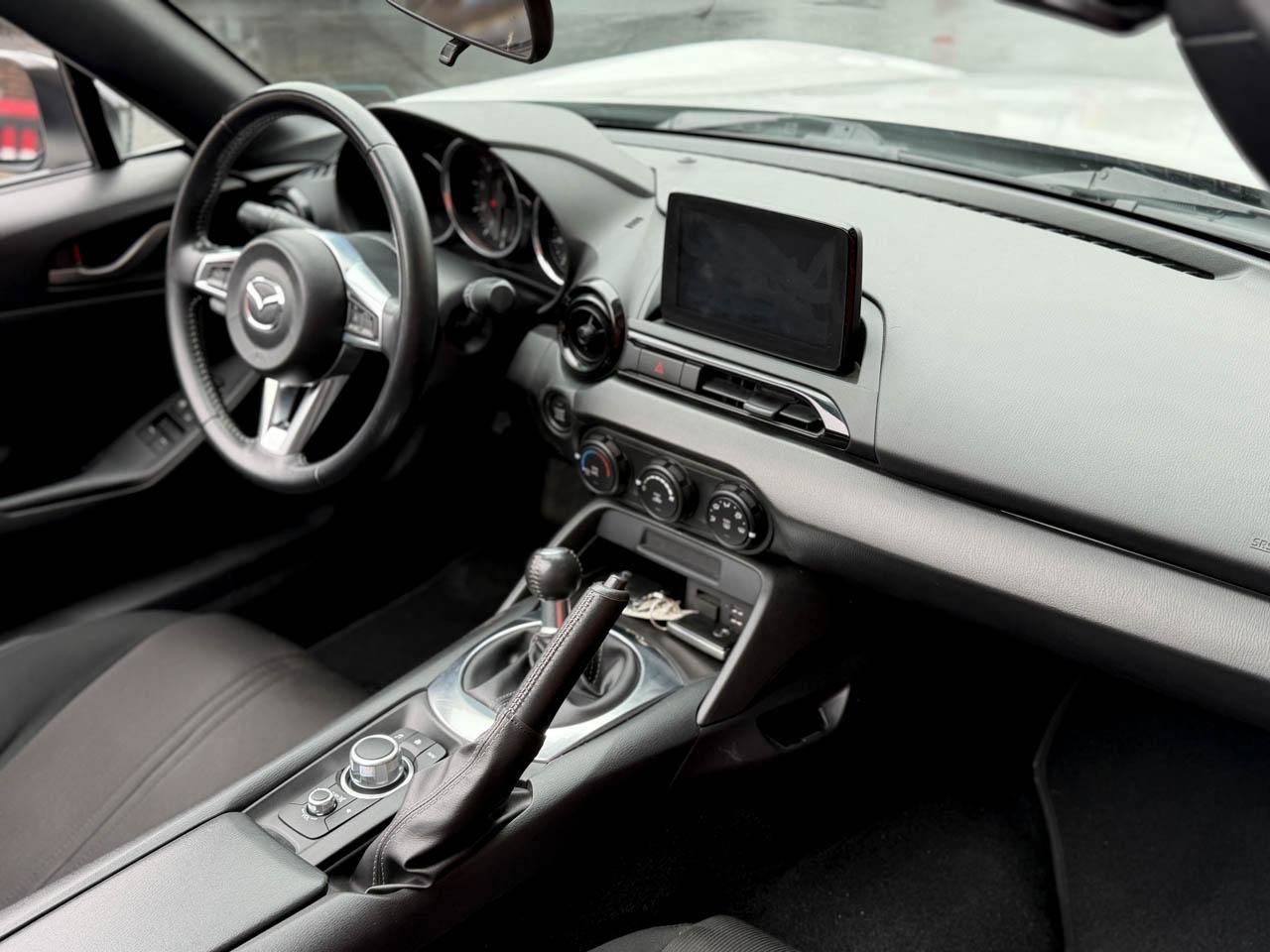 Used 2020 MAZDA MX-5 Miata Sport image 23