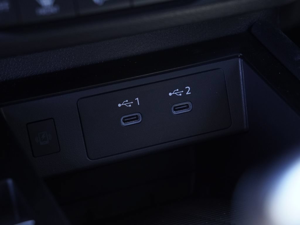 New 2026 Nissan Kicks SV w/ Cold Weather Package FWD image 17