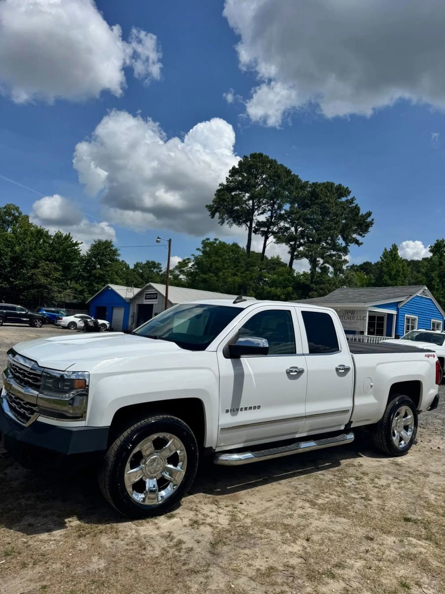 Used 2016 Chevrolet Silverado 1500 LTZ w/ Sport Package AWD/4WD image 5