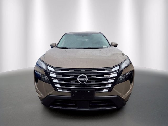Used 2025 Nissan Rogue SV AWD/4WD image 6