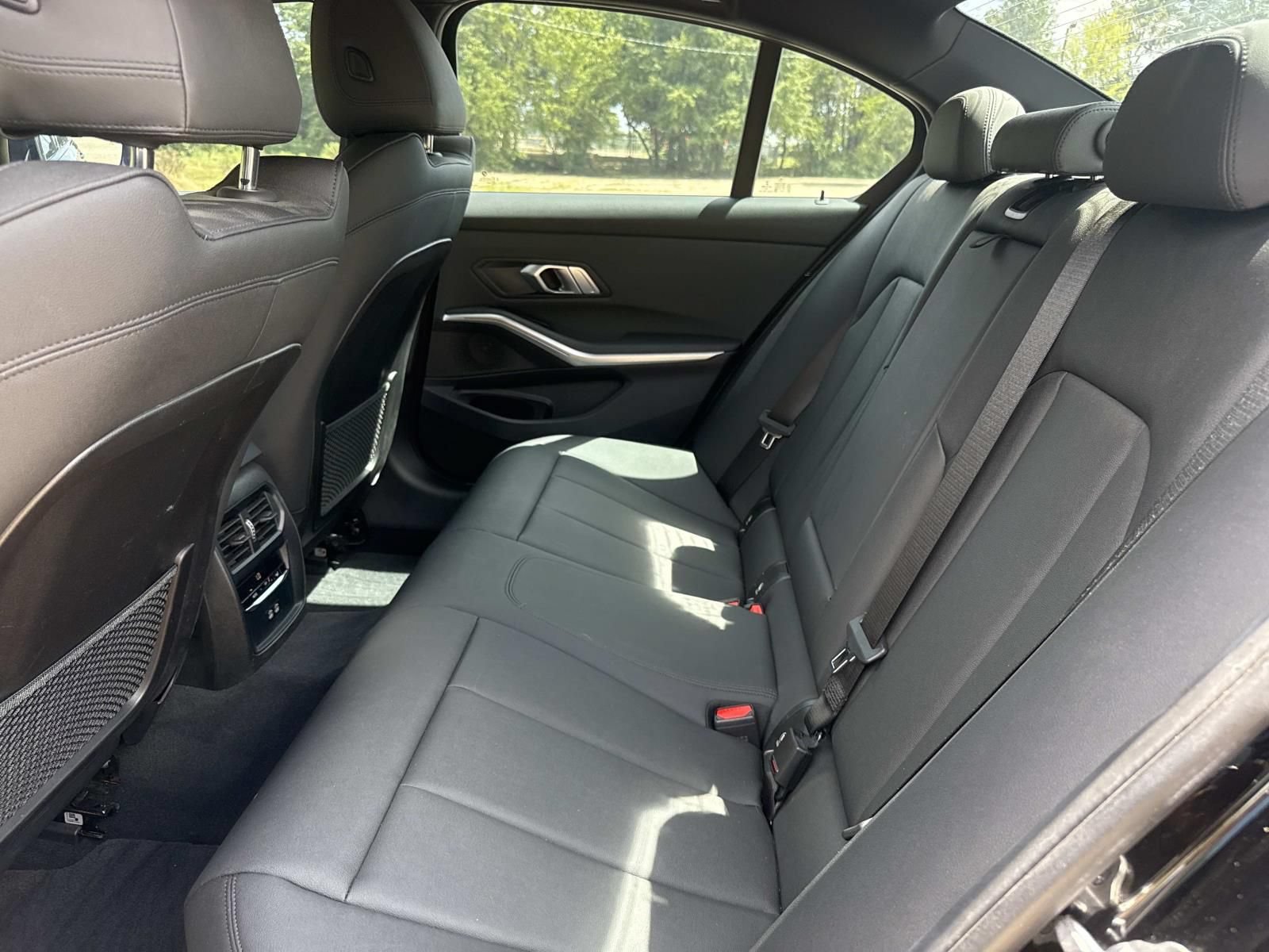 Used 2021 BMW M340i w/ Driving Assistance Package RWD image 12