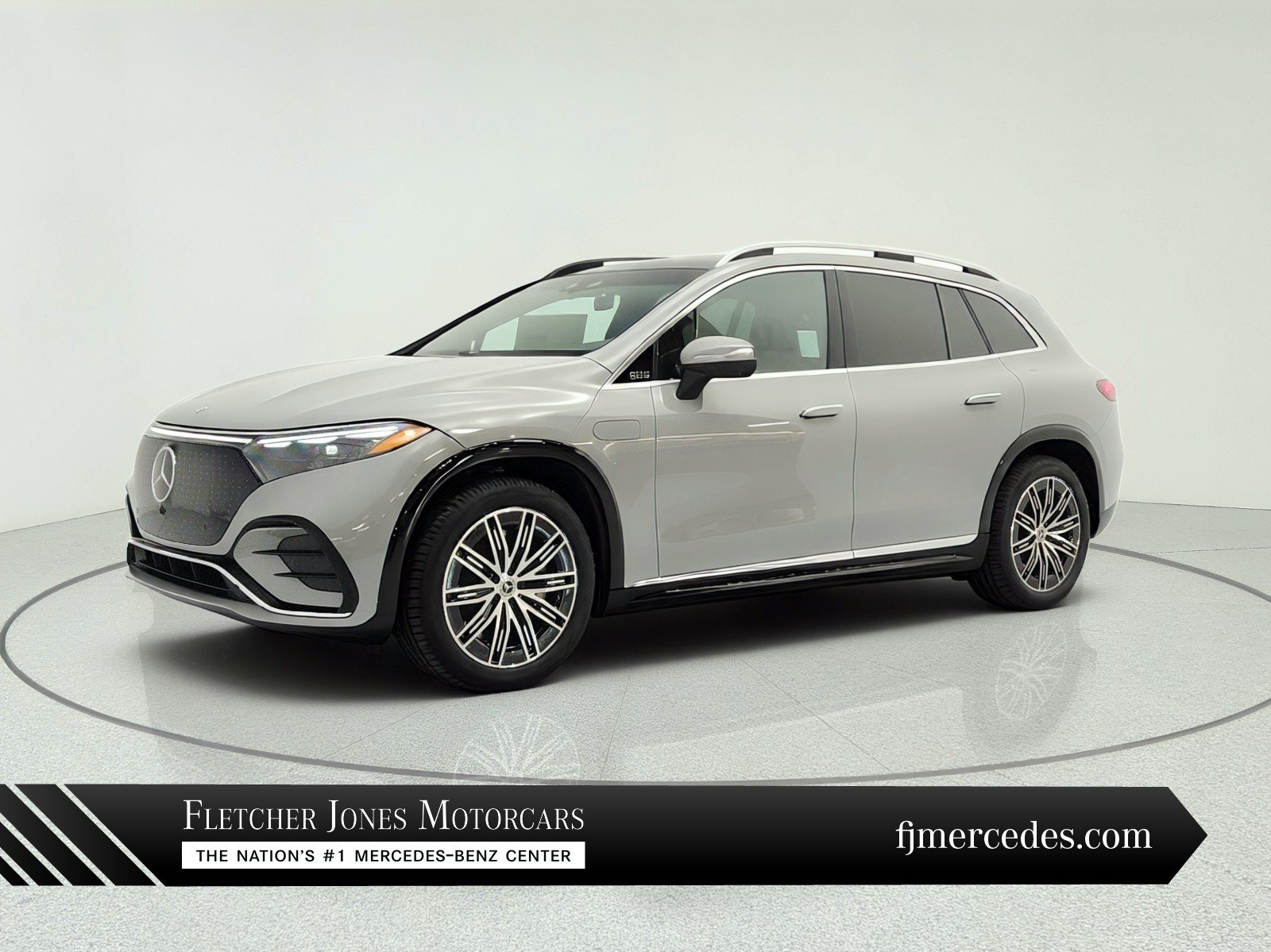 New 2026 Mercedes-Benz EQS 550 4MATIC SUV image 1