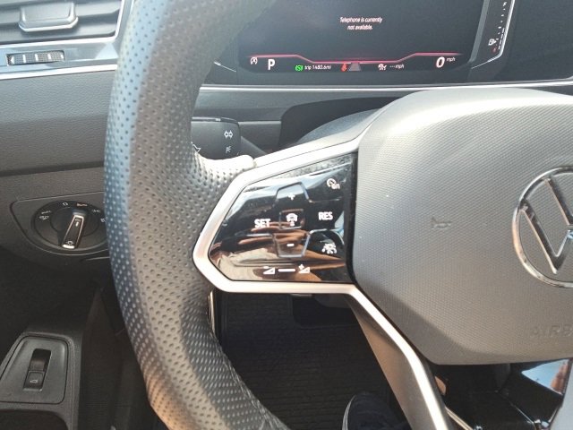 Used 2022 Volkswagen Tiguan SEL R-Line image 21