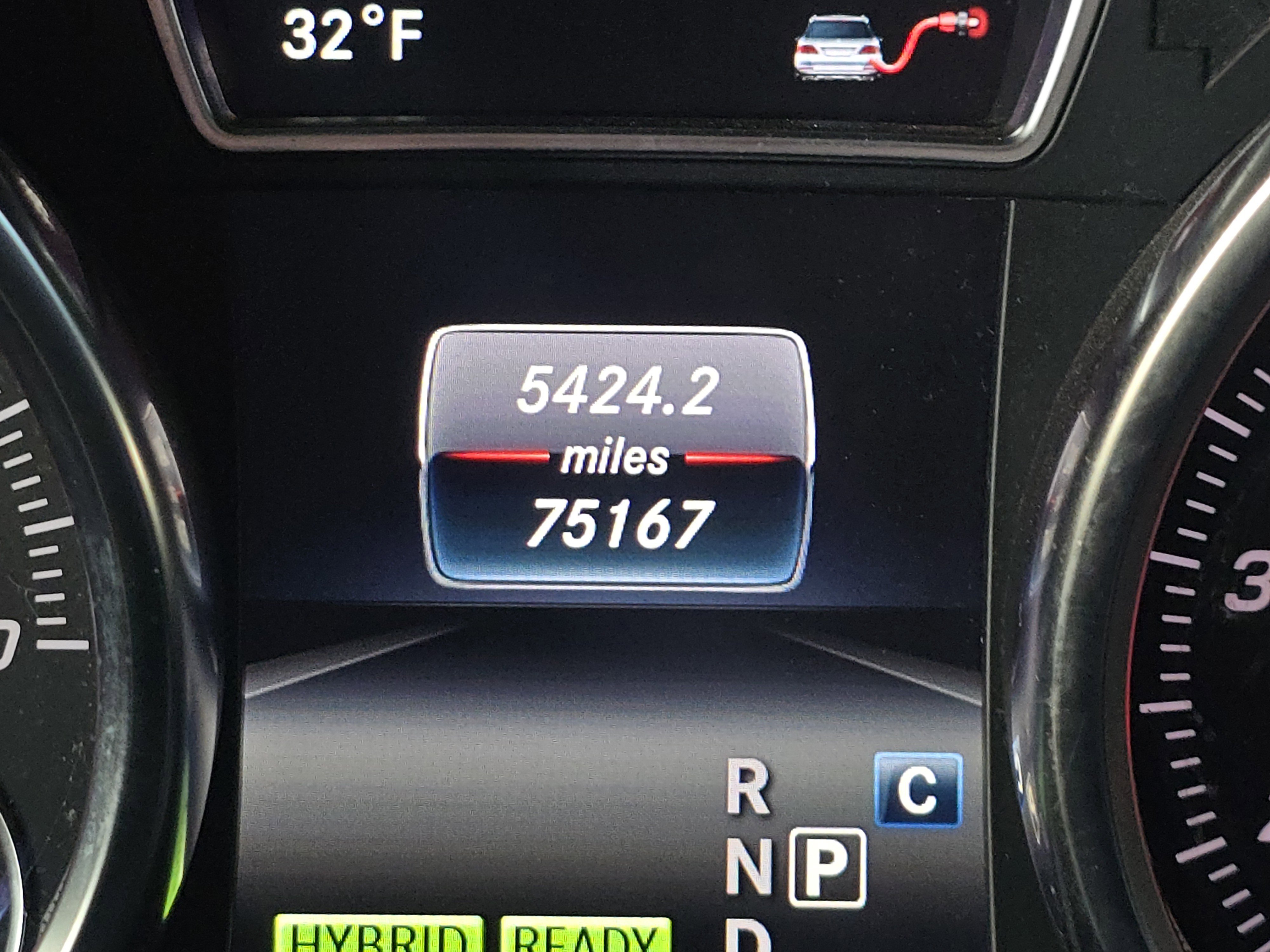 Used 2018 Mercedes-Benz GLE 550e 4MATIC image 30