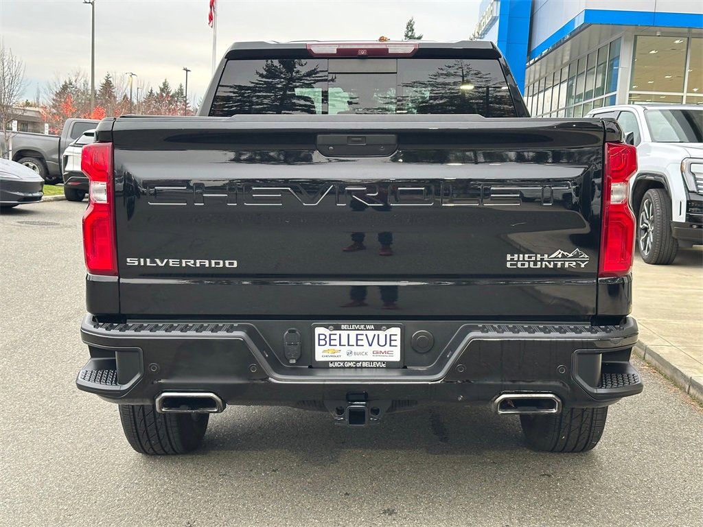 Used 2019 Chevrolet Silverado 1500 High Country w/ Technology Package image 4