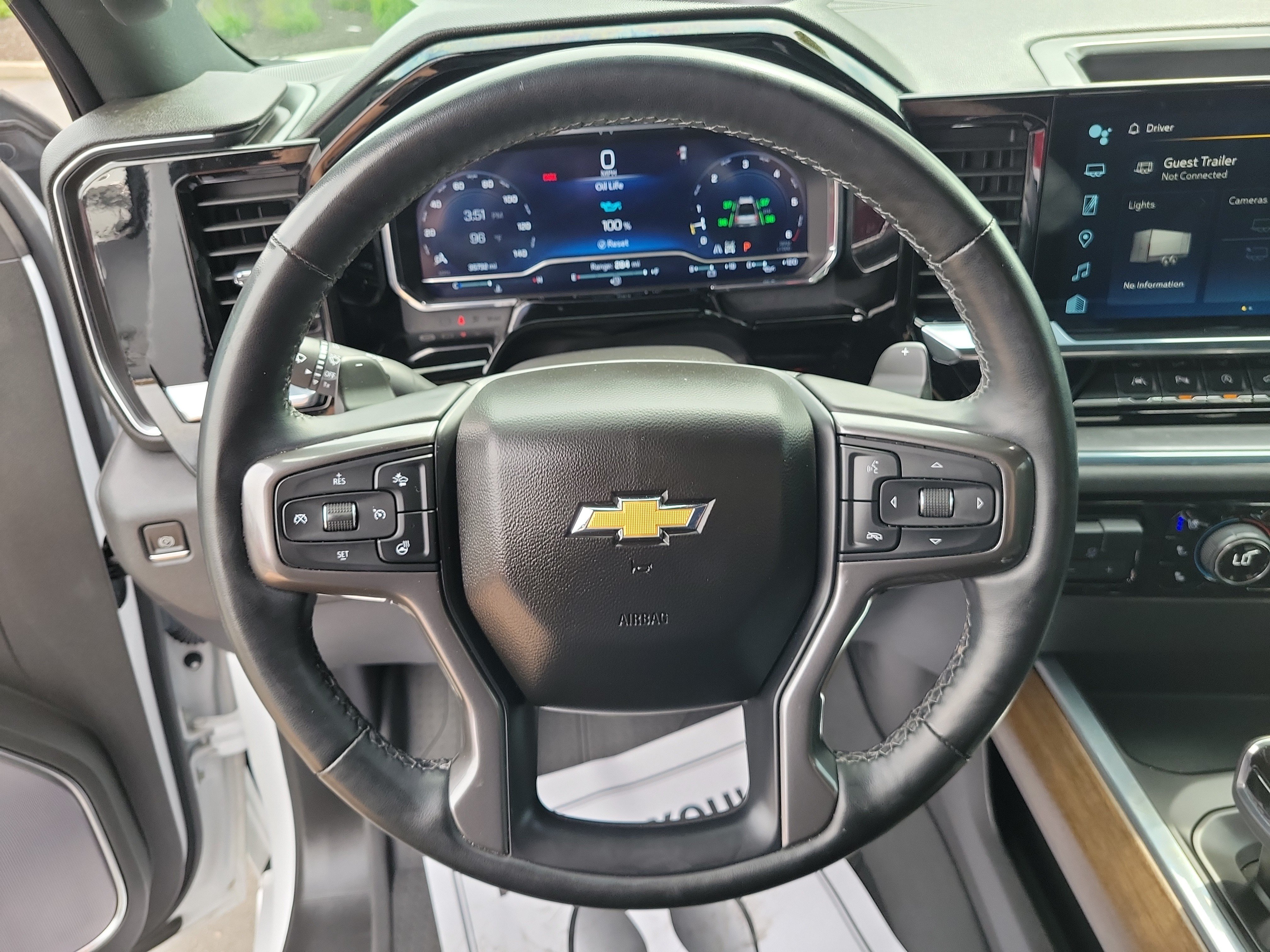 Used 2023 Chevrolet Silverado 1500 High Country w/ High Country Premium Package AWD/4WD image 21