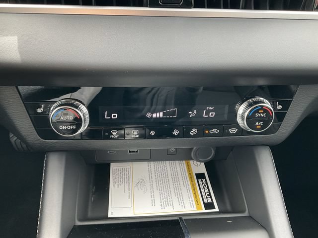 New 2026 Nissan Rogue SL AWD/4WD image 15